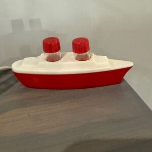 Vintage Red & White Boat Salt and Pepper Shaker Set Cruise Ship Titanic